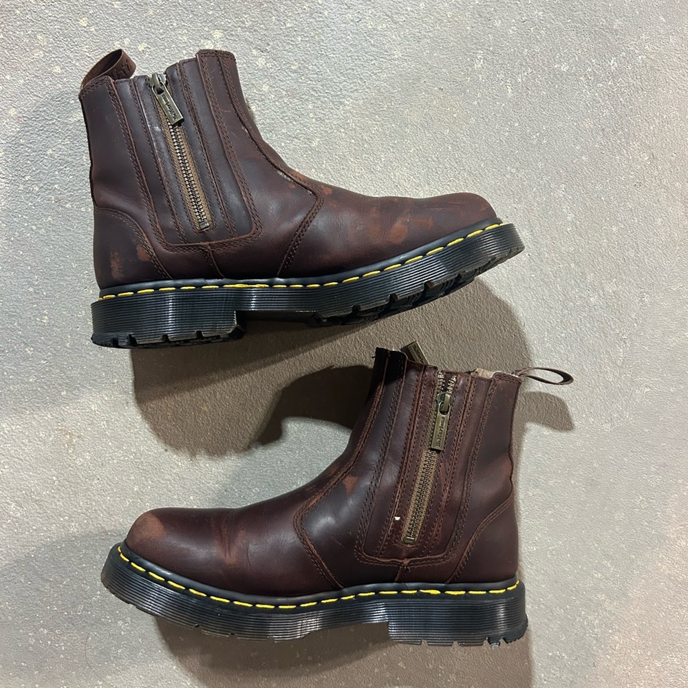 Dr Martens Chelsea Leather Boots - Picture 3 of 5